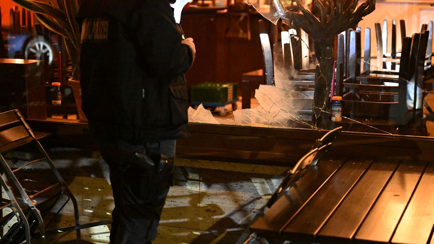 Die Polizei vermutet Antisemitismus hinter dem Angriff. Foto: Felix Hörhager/dpa