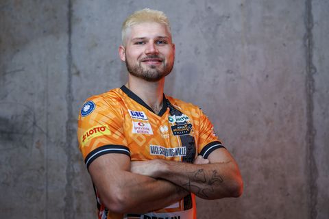 Schott freut sich aus das Duell mit dem alten Rivalen. (Archivbild) Foto: Andreas Gora/dpa