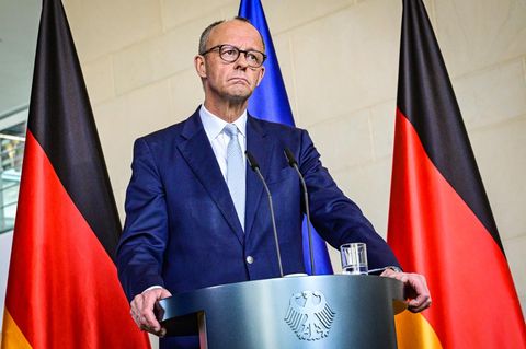 Friedrich Merz bei einer Pressekonferenz im Kanzleramt