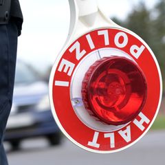 Im Rahmen des sogenannten Speedmarathons führt die Polizei verstärkte Kontrollen durch. (Symbolbild) Foto: Michael Bahlo/dpa