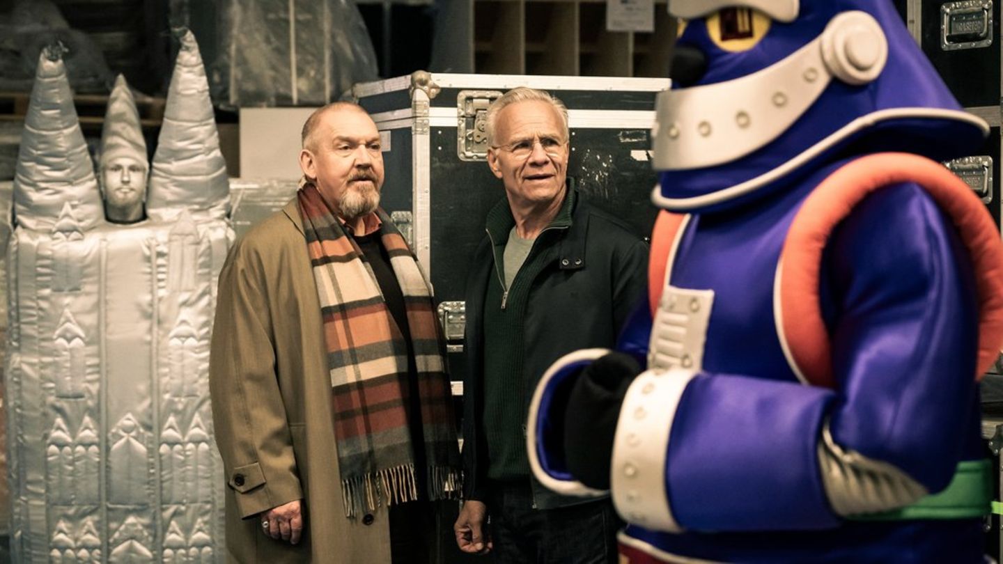 "Tatort: Showtime": Freddy Schenk (Dietmar Bär, l.) und Max Ballauf (Klaus J. Behrendt) suchen auf dem Studiogelände nach dem