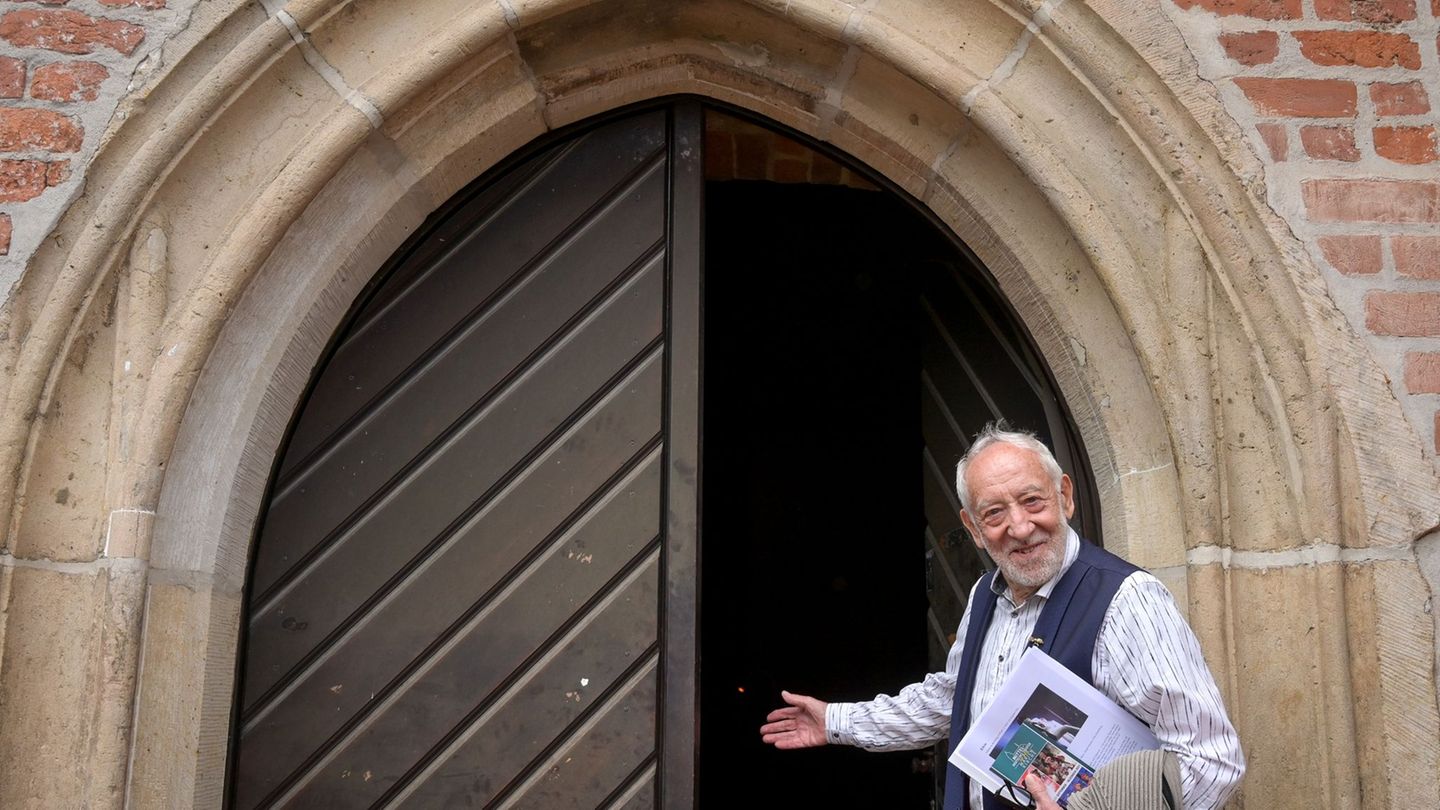 Bühnenkunst: Hallervorden lockt bekannte Namen in sein Theater in Dessau
