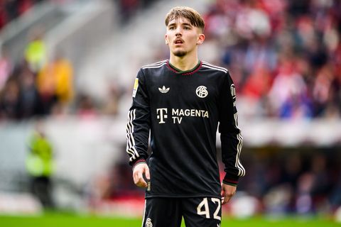 Lennart Karl fehlt dem FC Bayern vorerst verletzt. (Archivbild) Foto: Tom Weller/dpa