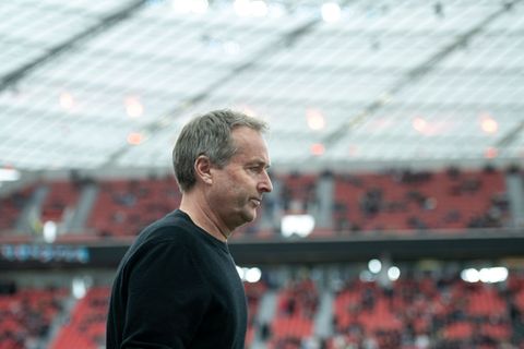 Ist für Kasper Hjulmand im Sommer schon wieder Schluss in Leverkusen? (Archivbild) Foto: Fabian Strauch/dpa