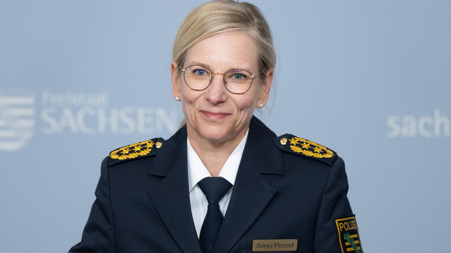 Sonja Penzel, Inspekteurin der Polizei Sachsen, stellte die Verkehrsunfallstatistik 2025 in Dresden vor. Foto: Sebastian Kahnert