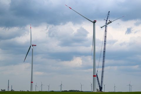 Der Ausbau der Windenergie drohe von der Bundesregierung ausgebremst zu werden, warnt die Branche. (Symbolbild) Foto: Patrick Pl