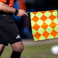 Im Fußballkreis Wuppertal streiken am Wochenende die Schiedsrichter wegen der zunehmenden Gewalt gegen sie. (Archivbild) Foto: D