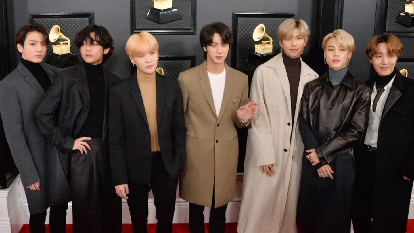 BTS: Sie führen wieder die Charts an