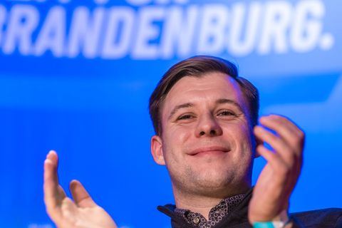 Jean-Pascal Hohm ist Mitglied der AfD-Landtagsfraktion Brandenburg und Vorsitzender der AfD Jugendorganisation "Generation Deuts