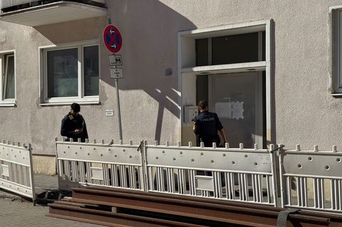 Die Kriminalpolizei ermittelt. Foto: Lars Haubner/News5/dpa