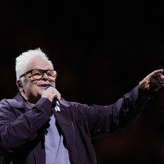 Bei Konzerten füllt Grönemeyer mühelos Stadien oder große Hallen. Die Auftaktkonzerte seiner Akustiktour in Dortmund waren ausve