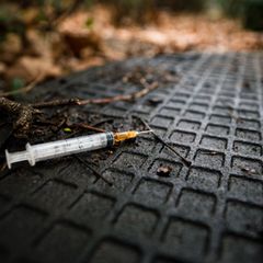 Die Zahl der Drogentoten in NRW ist erneut gesunken. (Symbolbild) Foto: Felix Zahn/dpa