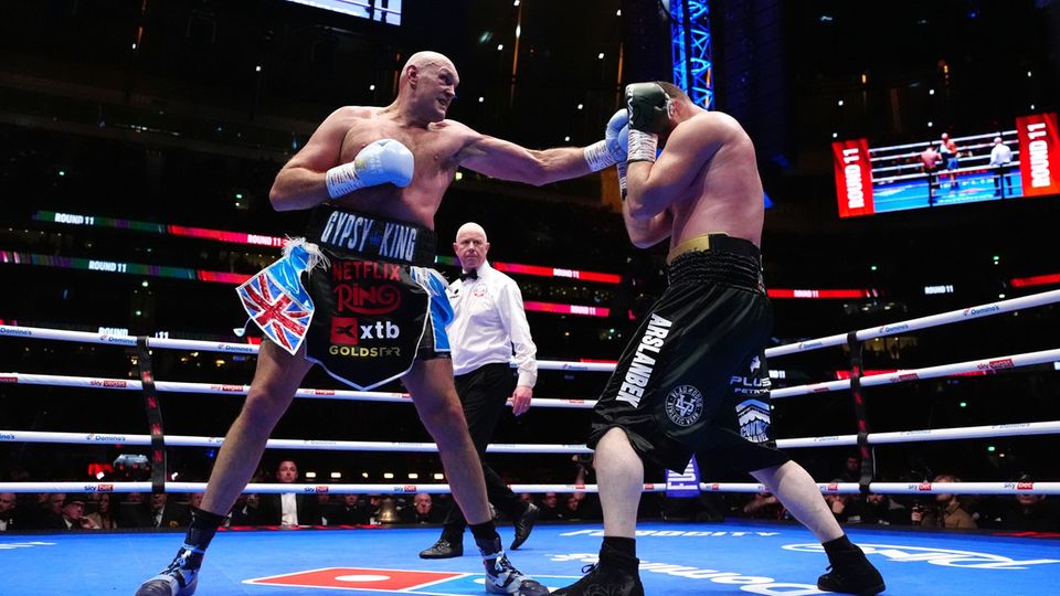 Nach Comeback-Sieg: Wieder da: Fury drängt Joshua zum britischen Box ...