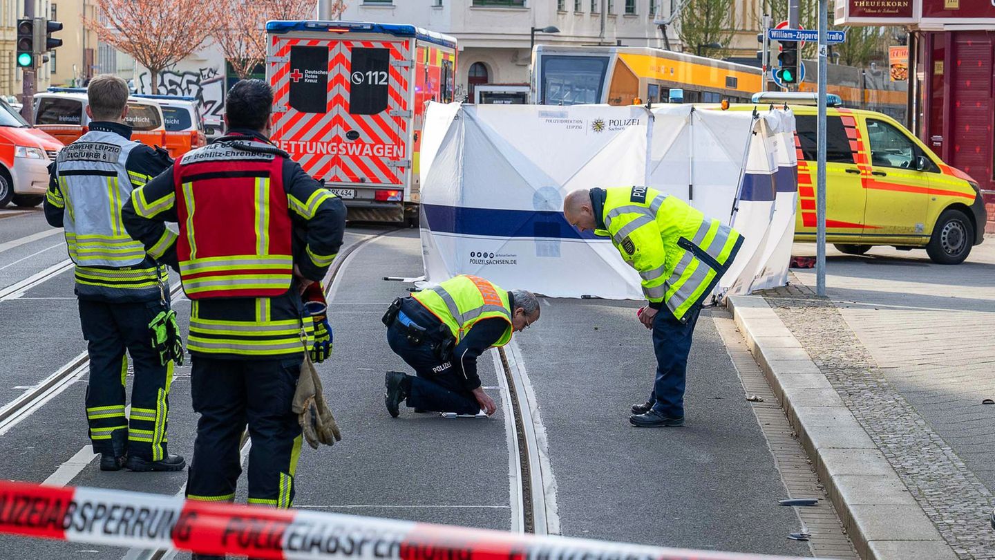 Verkehrsunfall: Neunjähriger Junge bei Unfall mit Straßenbahn verletzt