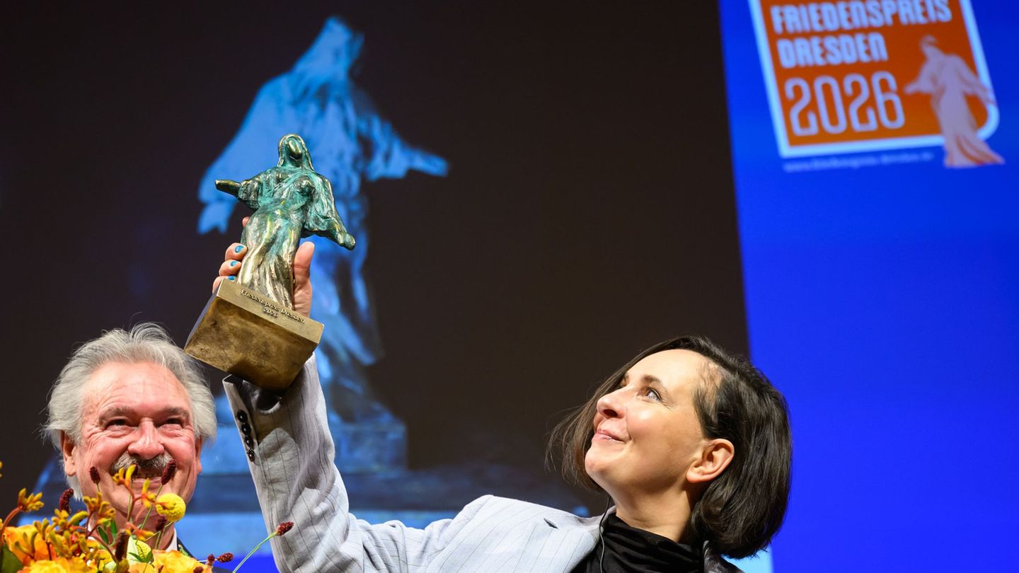 Geehrt wurde die polnische Autorin Klementyna Suchanow. Foto: Robert Michael/dpa