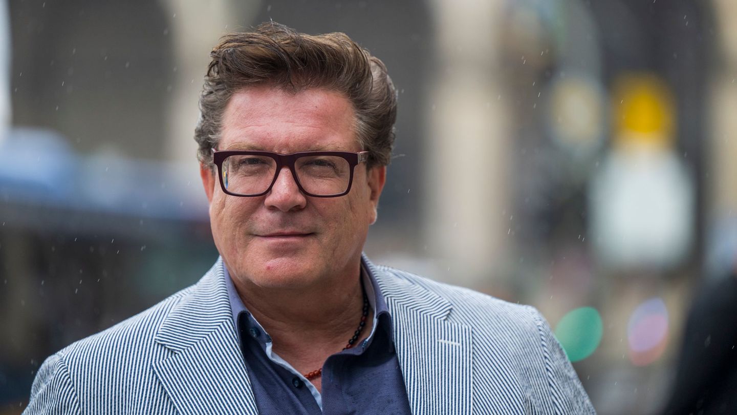 Die Menschen hätten verlernt, einander zuzuhören, findet Schauspieler Francis Fulton-Smith. (Archivbild) Foto: Peter Kneffel/dpa