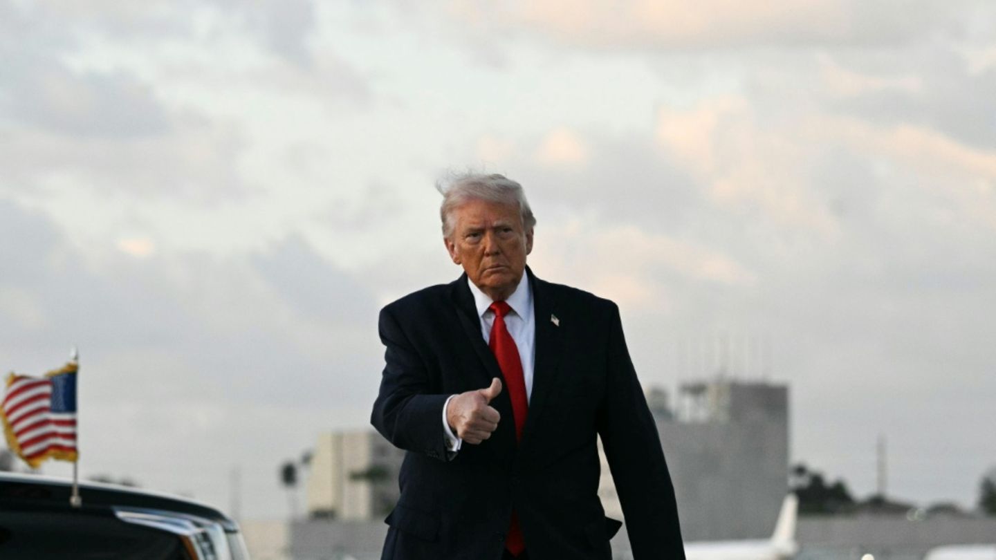 Nach Scheitern von Verhandlungen: Trump will Straße von Hormus blockieren