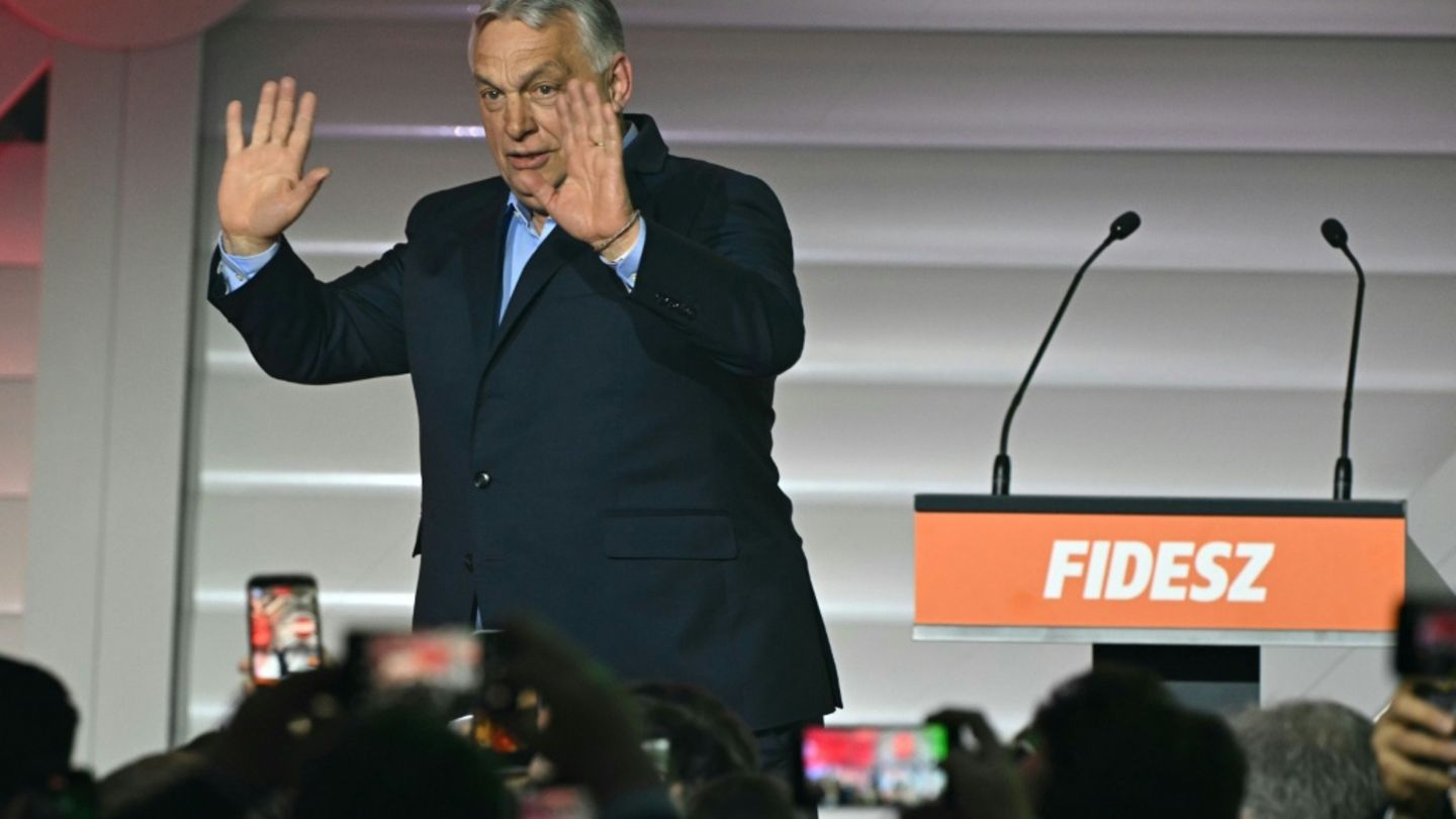 Ungarn: Orban gesteht Wahlniederlage ein und gratuliert Oppositionsführer Magyar