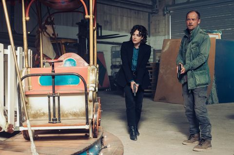 Maria Eisler und Micha Oberländer verschlägt es in ihrem neuen Fall auf den Jahrmarkt. In einer Riesenrad-Gondel wurde die Leich