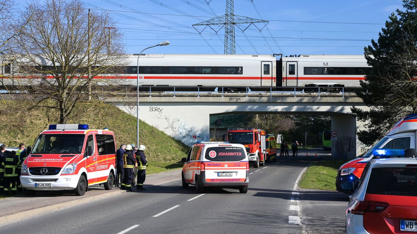 Bahnstrecke Berlin-München: Bahnverkehr nach Oberleitungsschaden fast wieder im Takt