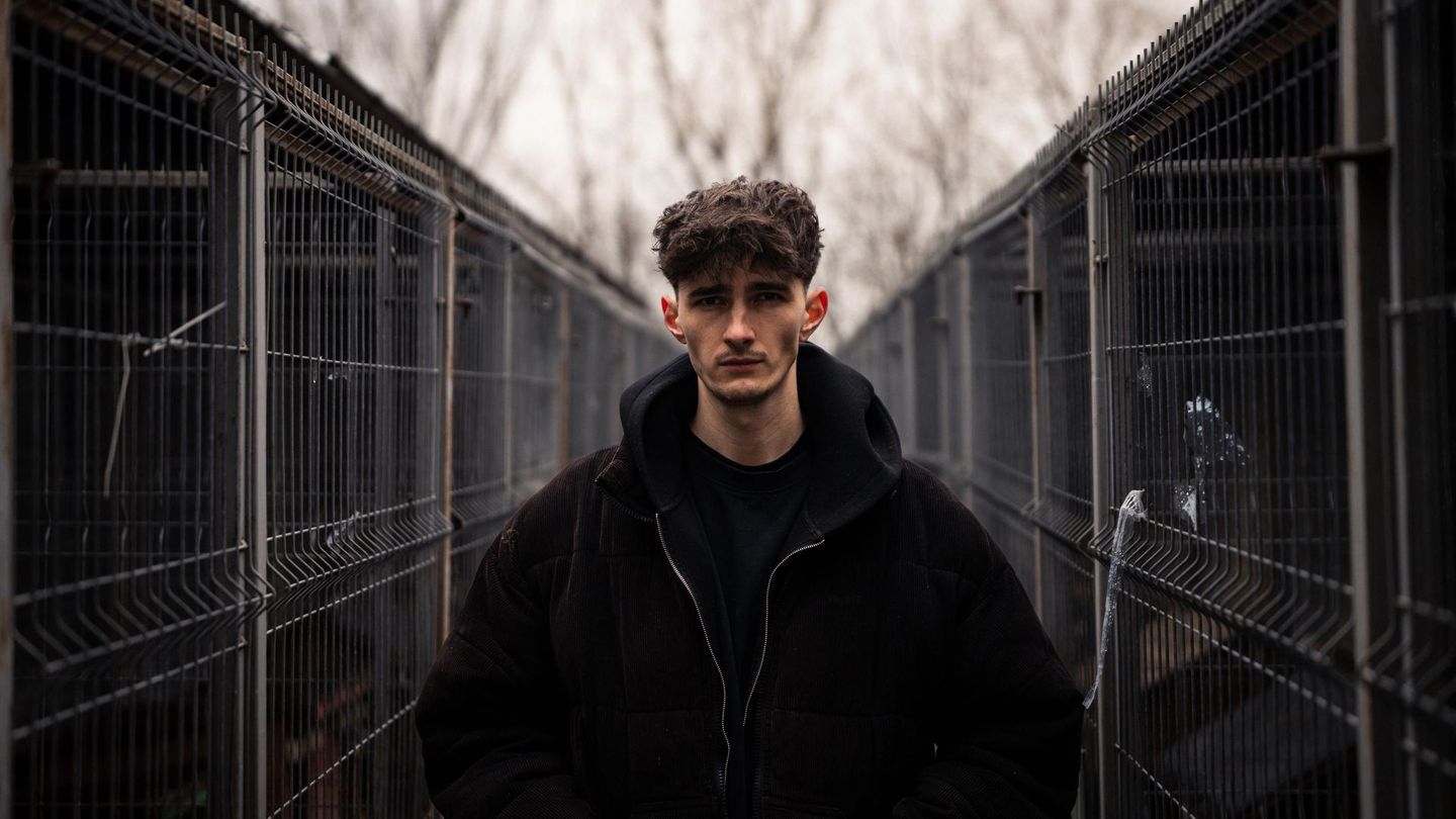 Nathan Goldblat hat sich auf eine Investigativ-Recherche eingelassen, bei der er offenbar auf Schritt und Tritt beobachtet wurde.