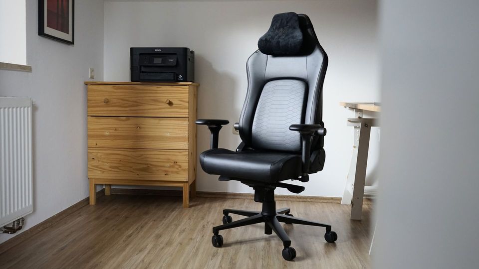 Gamingstuhl Test: Razer Iskur V2 NewGen