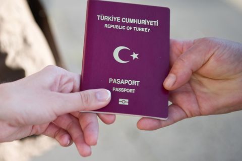 Menschen mit türkischem Pass sind nach wie vor die größte Gruppe der ausländischen Staatsangehörigen in NRW. (Symbolbild) Foto: