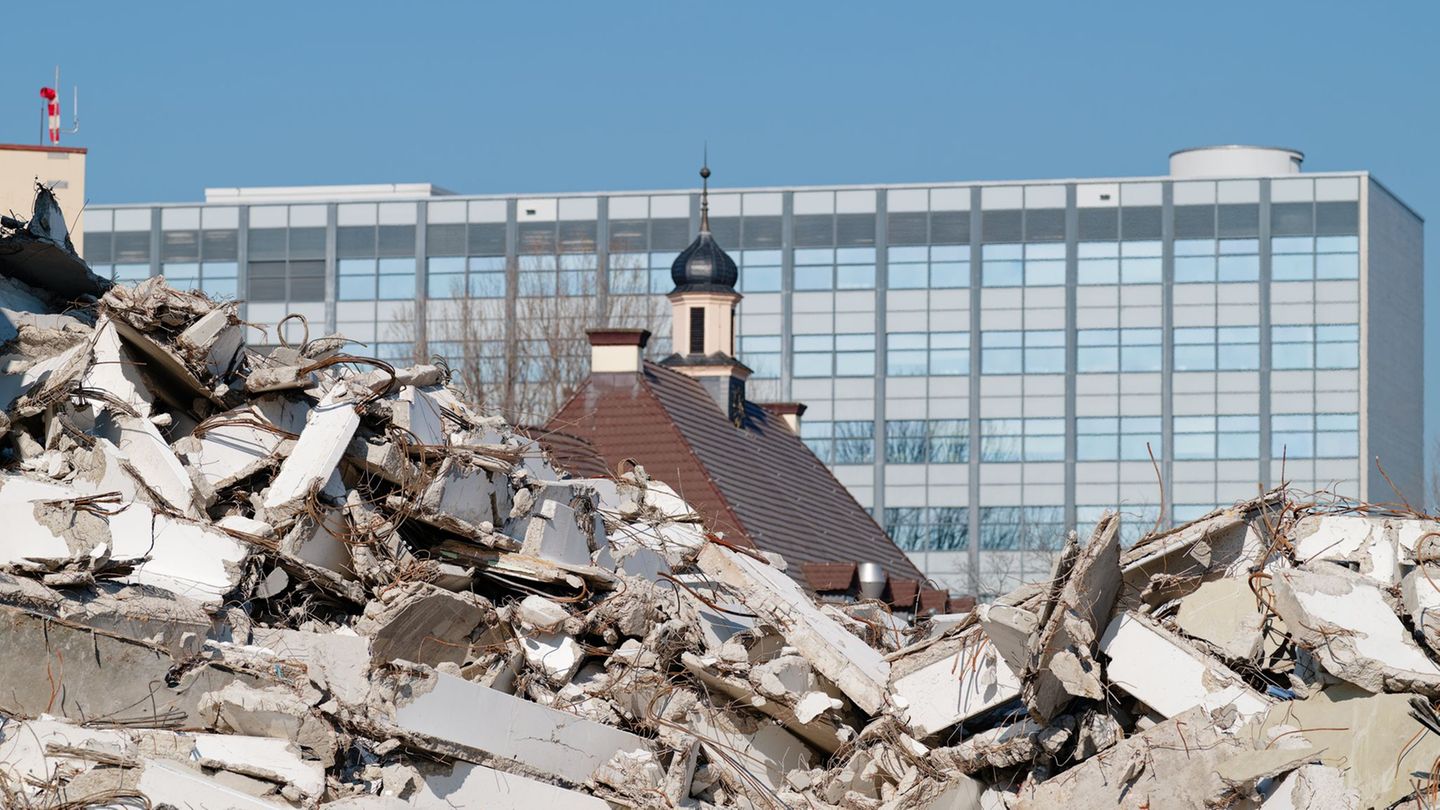 "Zirkuläres Bauen": Umweltminister: Bund soll recyceltem Baustoff Vorrang geben