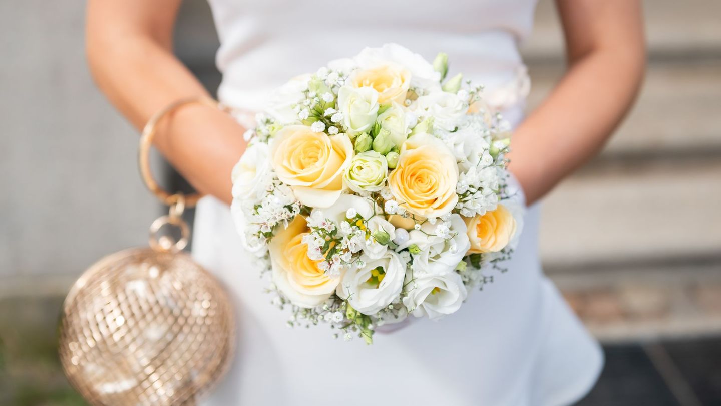 Die Braut wird über den Polizeieinsatz an ihrer Hochzeit wohl weniger erfreut gewesen sein. (Symbolbild) Foto: Silas Stein/dpa
