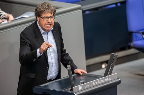 Hohe Spritpreise: Michael Kellner ist energiepolitischer Sprecher der Grünen im Bundestag: „Was davon ankommt, ist ungewiss“