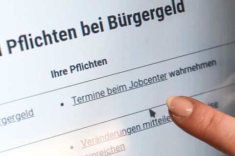 Die Zahl der Leistungskürzungen stieg 2025 im Jahresvergleich um 25 Prozent. (Symbolbild). Foto: Jens Kalaene/dpa