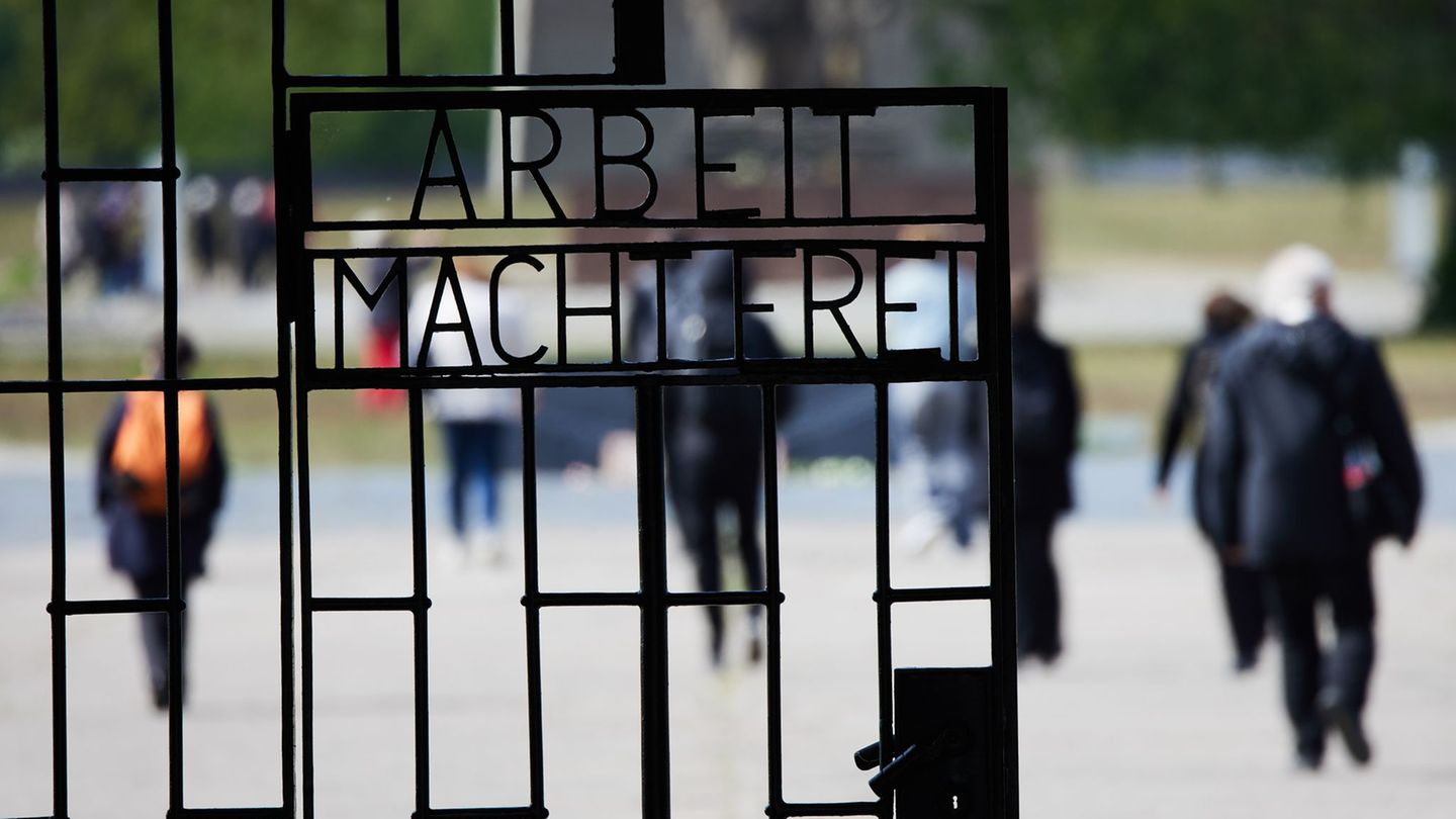 Zum 81. Jahrestag der Befreiung der Häftlinge des Konzentrationslagers Sachsenhausen wird in Oranienburg eine zentrale Gedenkver