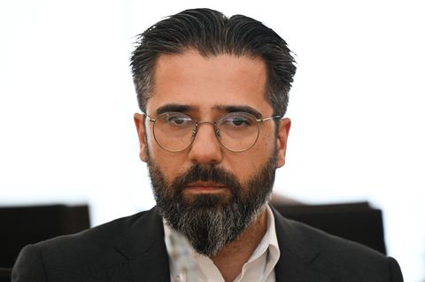 Der Wirtschaftsminister will sich von seinem Staatssekretär Umut Sönmez trennen. (Archivbild) Foto: Arne Dedert/dpa