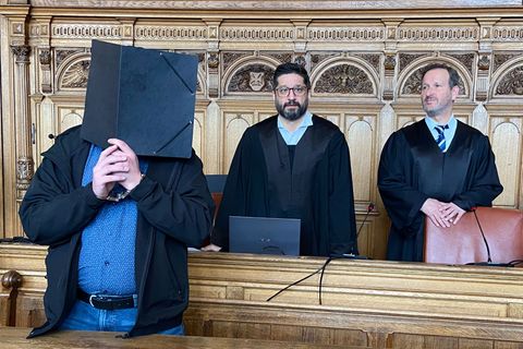 Am ersten Prozesstag wurden mehrere Zeugen angehört. Foto: Janet Binder/dpa