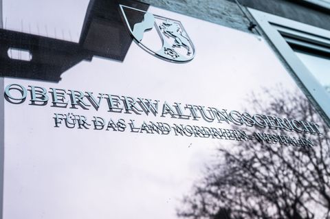 Im Juni soll es eine öffentliche Verhandlung im Streit um Kiesabbau geben. (Archivbild) Foto: Guido Kirchner/dpa