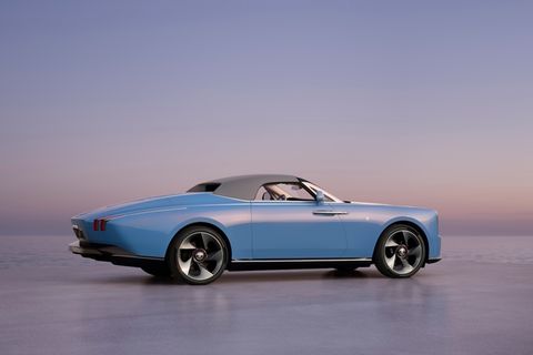 Nightingale Cabriolet