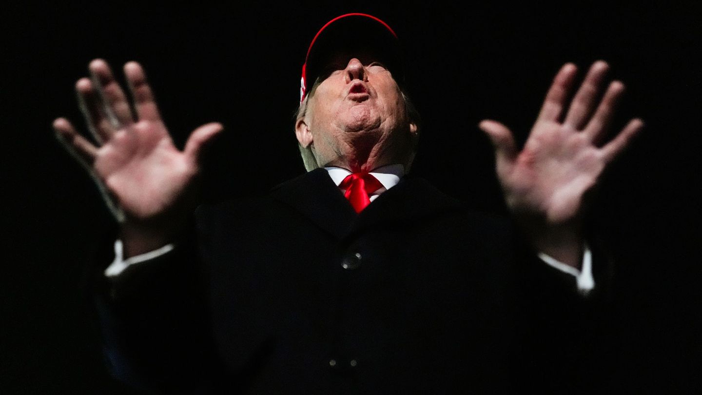 US-Präsident Donald Trump reagiert auf die Blockade der Straße von Hormus durch den Iran nun mit einer eigenen Sperrung. Foto: J