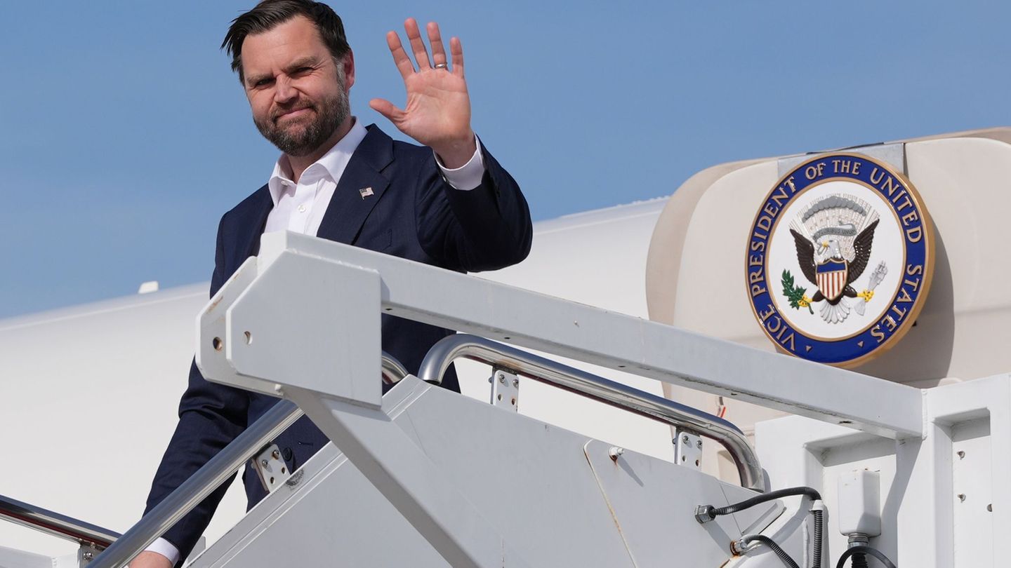 Zwist über Trumps US-Politik: Vance: Papst soll sich auf moralische Fragen konzentrieren