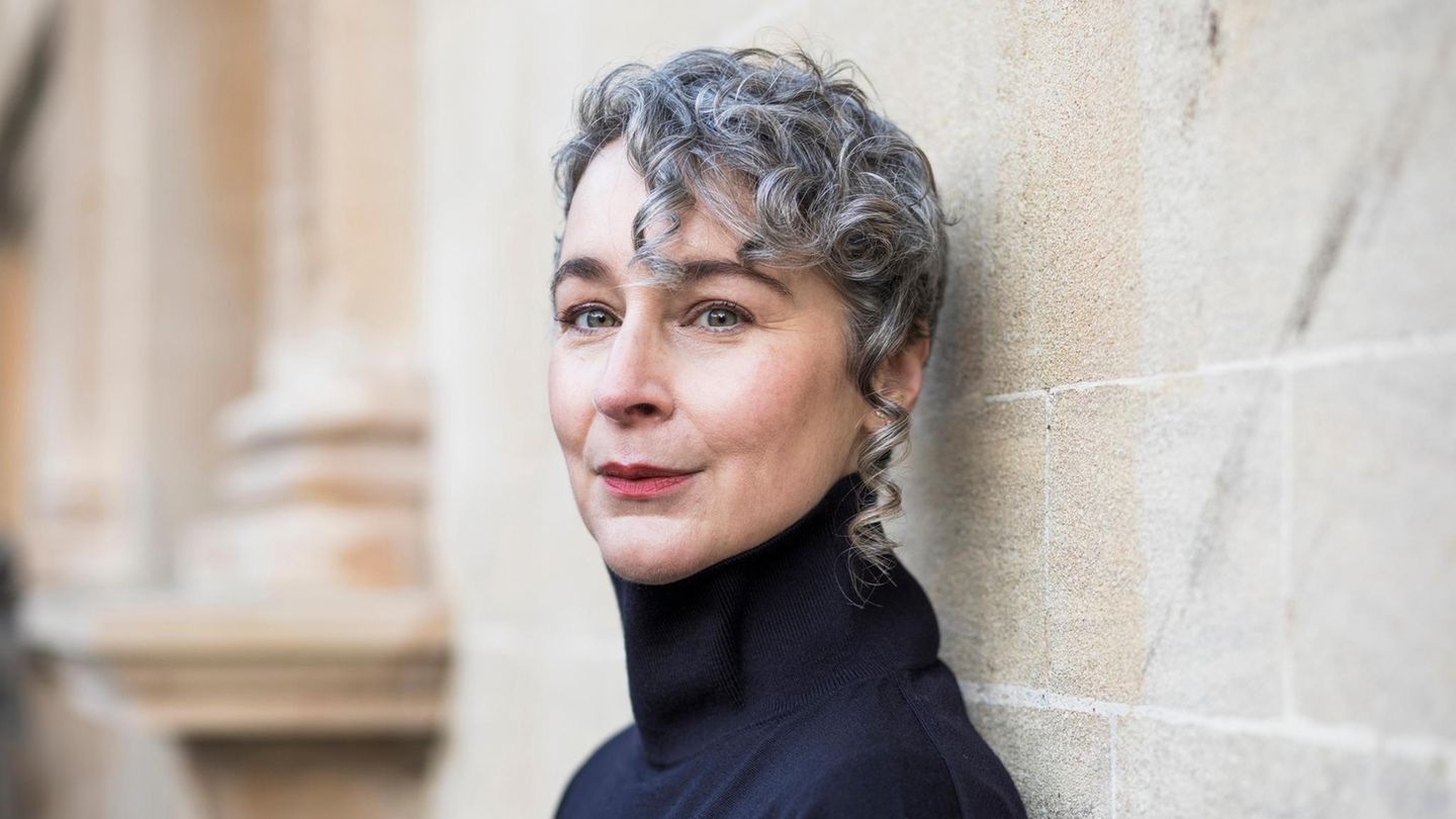 Porträt Leonie Swann