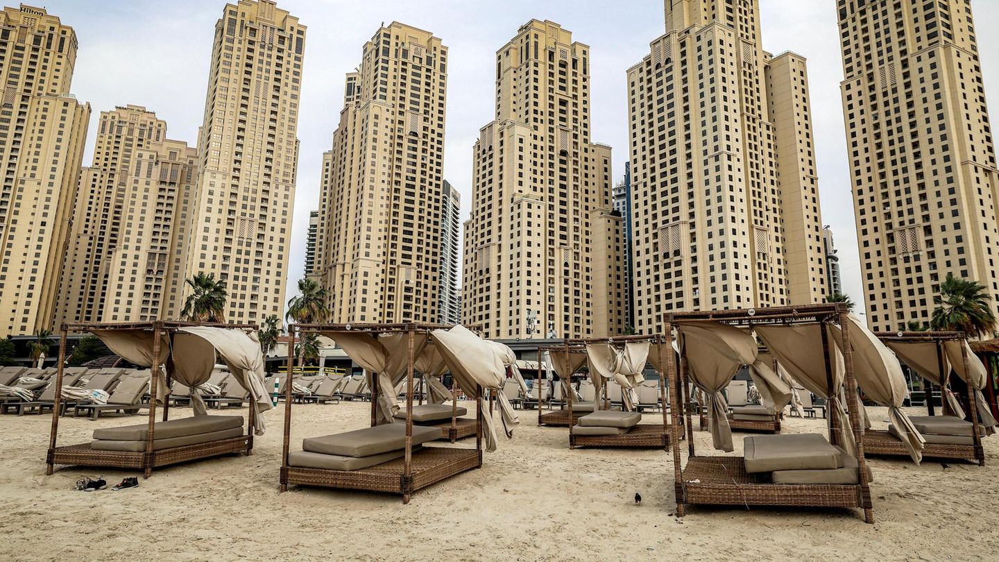 Dubai's Uncertain Future: Who Wants to Go There Now?