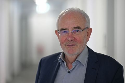 Hessens oberster Landesdatenschützer Alexander Roßnagel nennt auch Künstliche Intelligenz im Zusammenhang mit dem Anstieg der Za