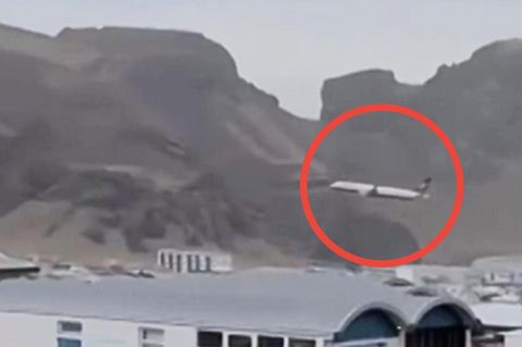 Pilot dreht mit Passagier-Boeing illegale Ehrenrunde über Heimatort