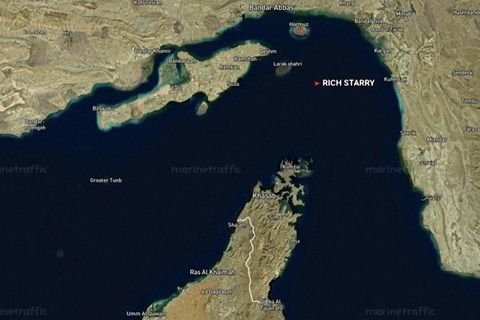 Ein Trackingvideo der Straße von Hormus