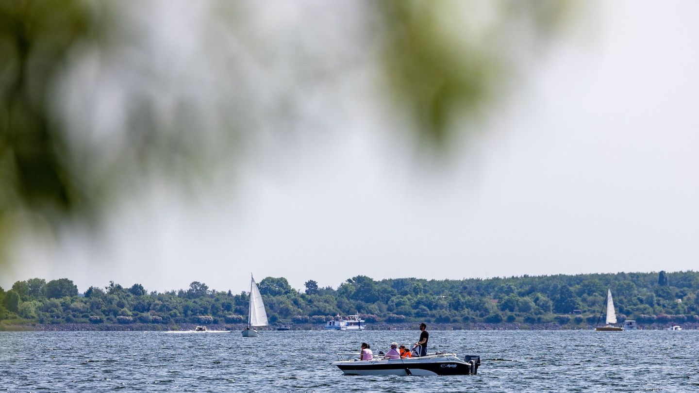 Ab Ende Juni sollen erstmals fünf schiffbare Seen durch Kanäle im Lausitzer Seenland miteinander verbunden sein. Der Tourismusve
