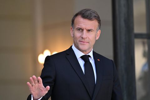Frankreichs Präsident Emmanuel Macron: An seinem Amtssitz waren Ermittler wegen Korruptionsvorwürfen unterwegs
