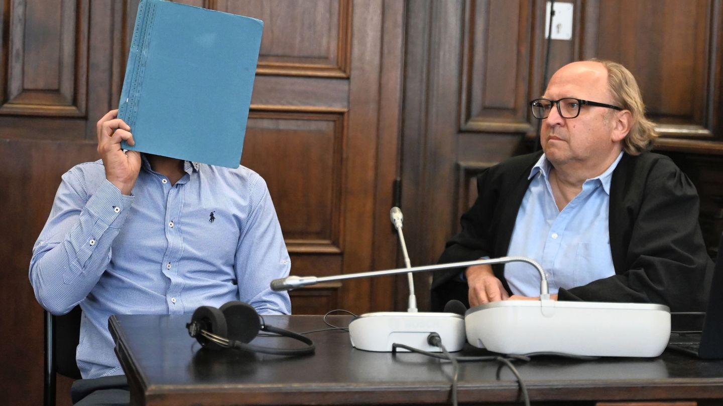 Nach dem Urteil zum Balkonsturz hat der BGH eine Entscheidung treffen müssen. (Archivbild) Foto: David Hammersen/dpa