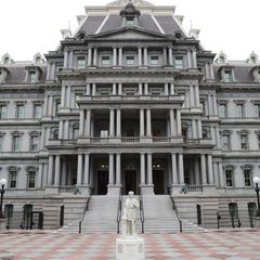 Das Eisenhower Executive Office Building in Washington: US-Präsident Donald Trump wünscht sich für das Gebäude einen strahlend weißen Anstrich