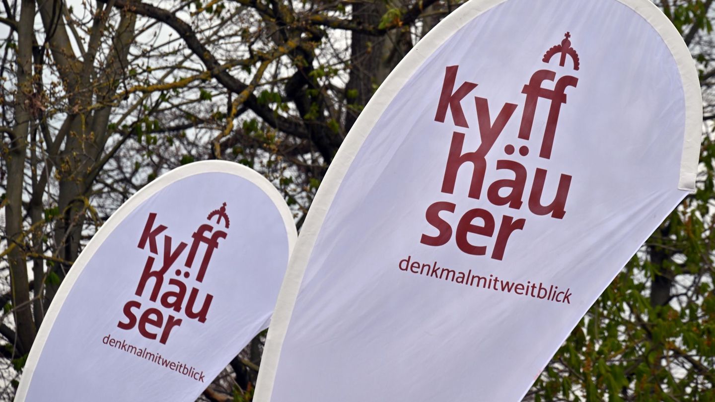 Das neue Besucherzentrum des Kyffhäuser-Denkmals soll im Herbst eingeweiht werden. Foto: Martin Schutt/dpa
