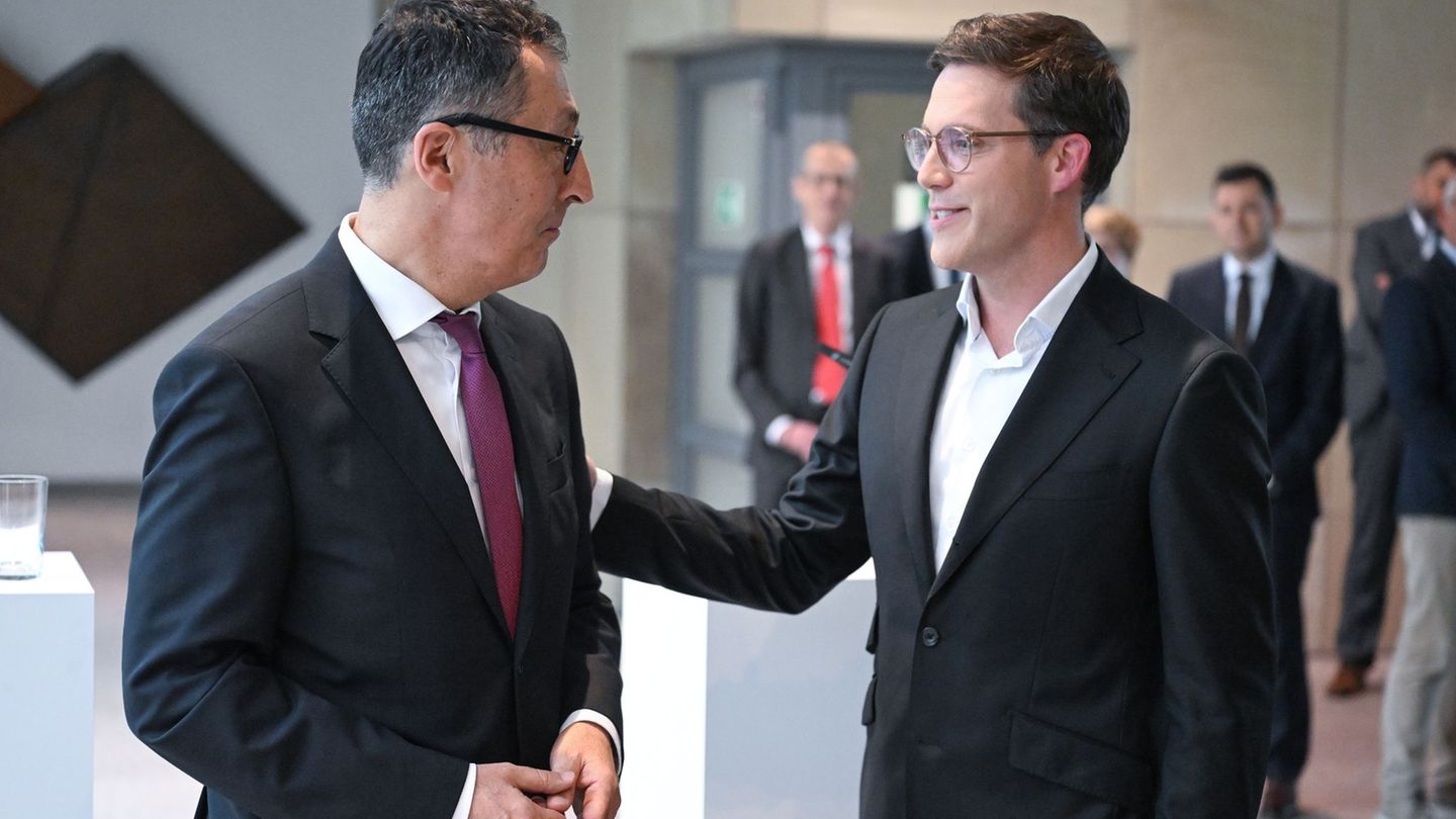 Sie dürften sich als Ministerpräsident und Stellvertreter am Kabinettstisch wiedertreffen: Cem Özdemir (Grüne) und Manuel Hagel