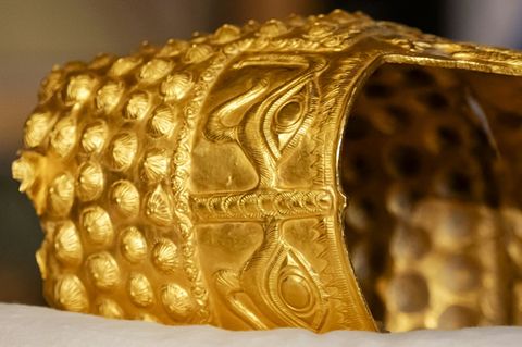 Der 2500 Jahre alte Helm von Cotofenesti